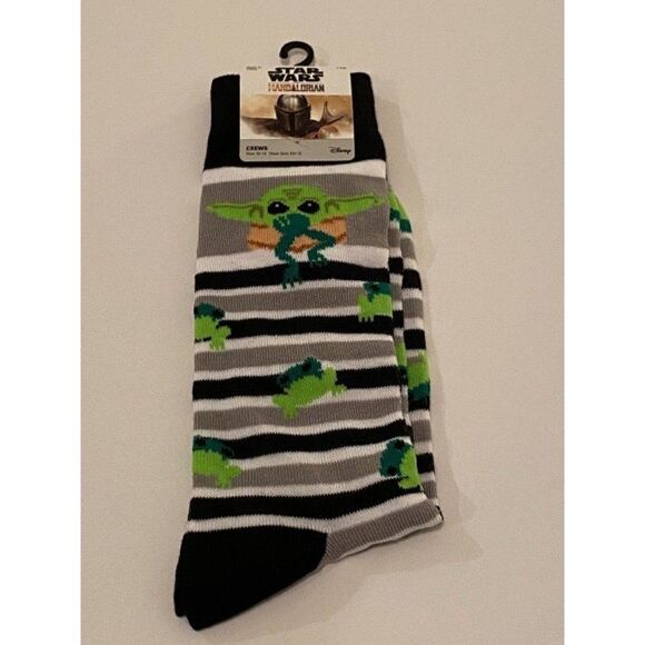 STAR WARS The Child Socks Shoe 6-12 Mandalorian - Picture 1 of 5